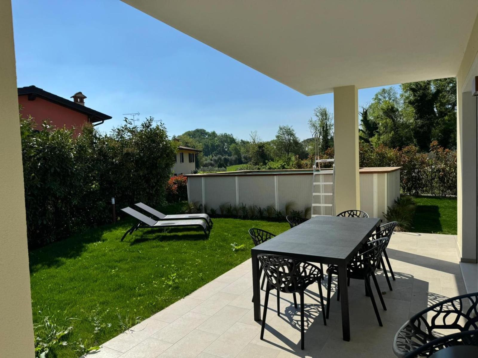 Luxury Villas Gardenia With Private Pool Padenghe sul Garda Εξωτερικό φωτογραφία