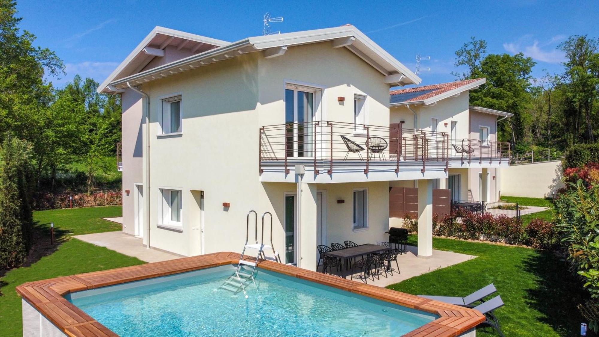 Luxury Villas Gardenia With Private Pool Padenghe sul Garda Εξωτερικό φωτογραφία