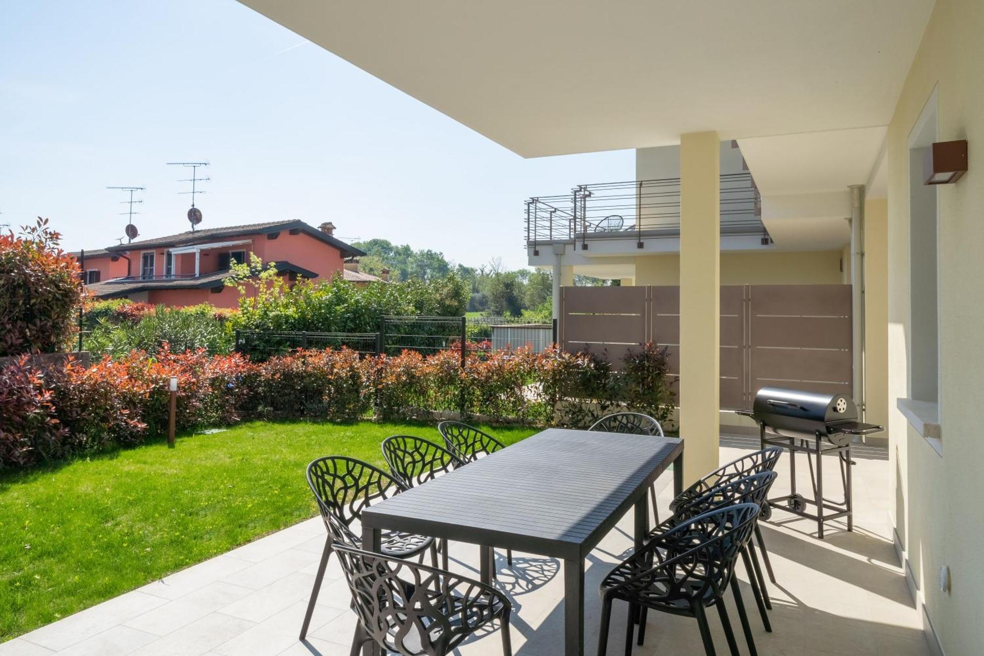 Luxury Villas Gardenia With Private Pool Padenghe sul Garda Εξωτερικό φωτογραφία