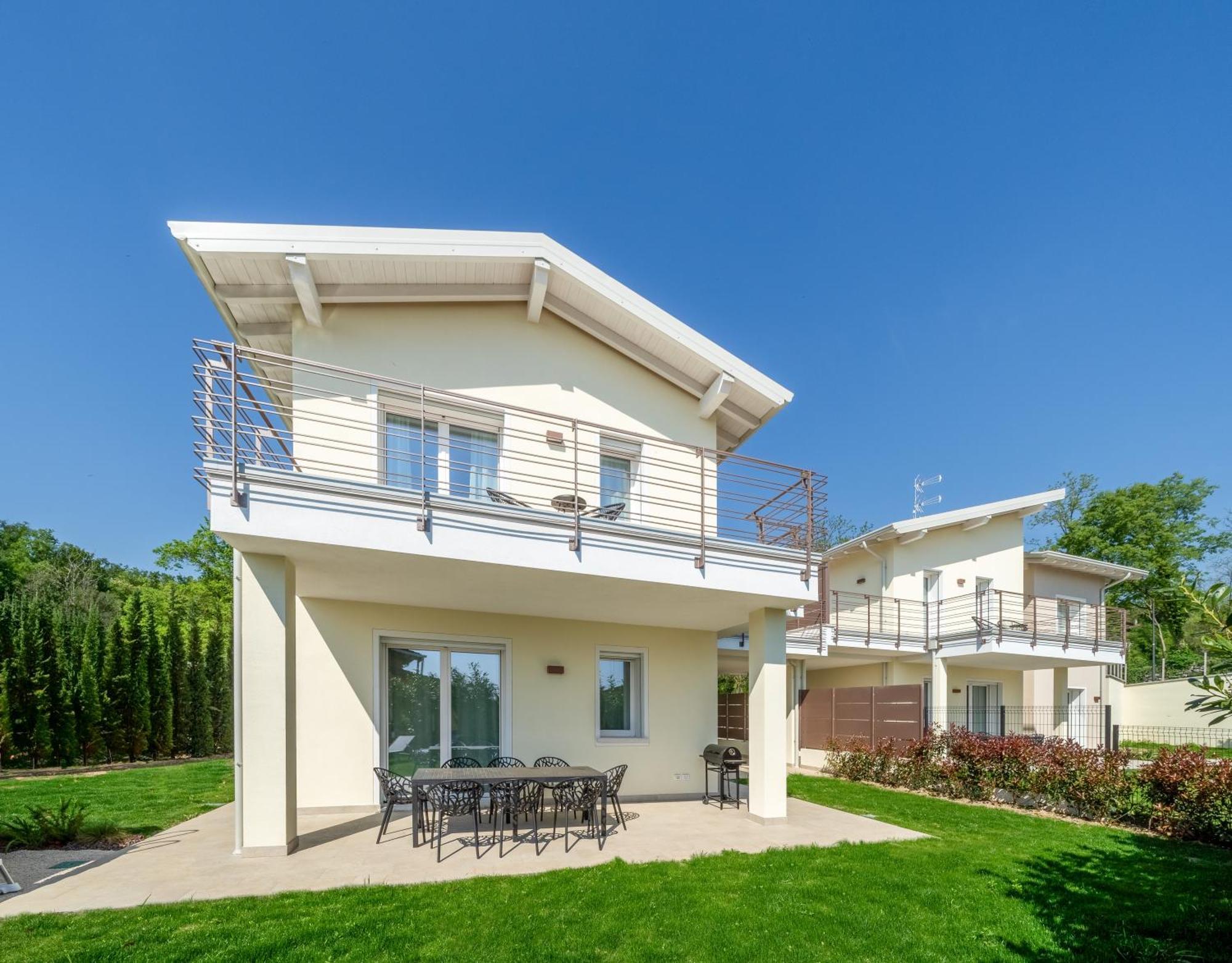 Luxury Villas Gardenia With Private Pool Padenghe sul Garda Εξωτερικό φωτογραφία
