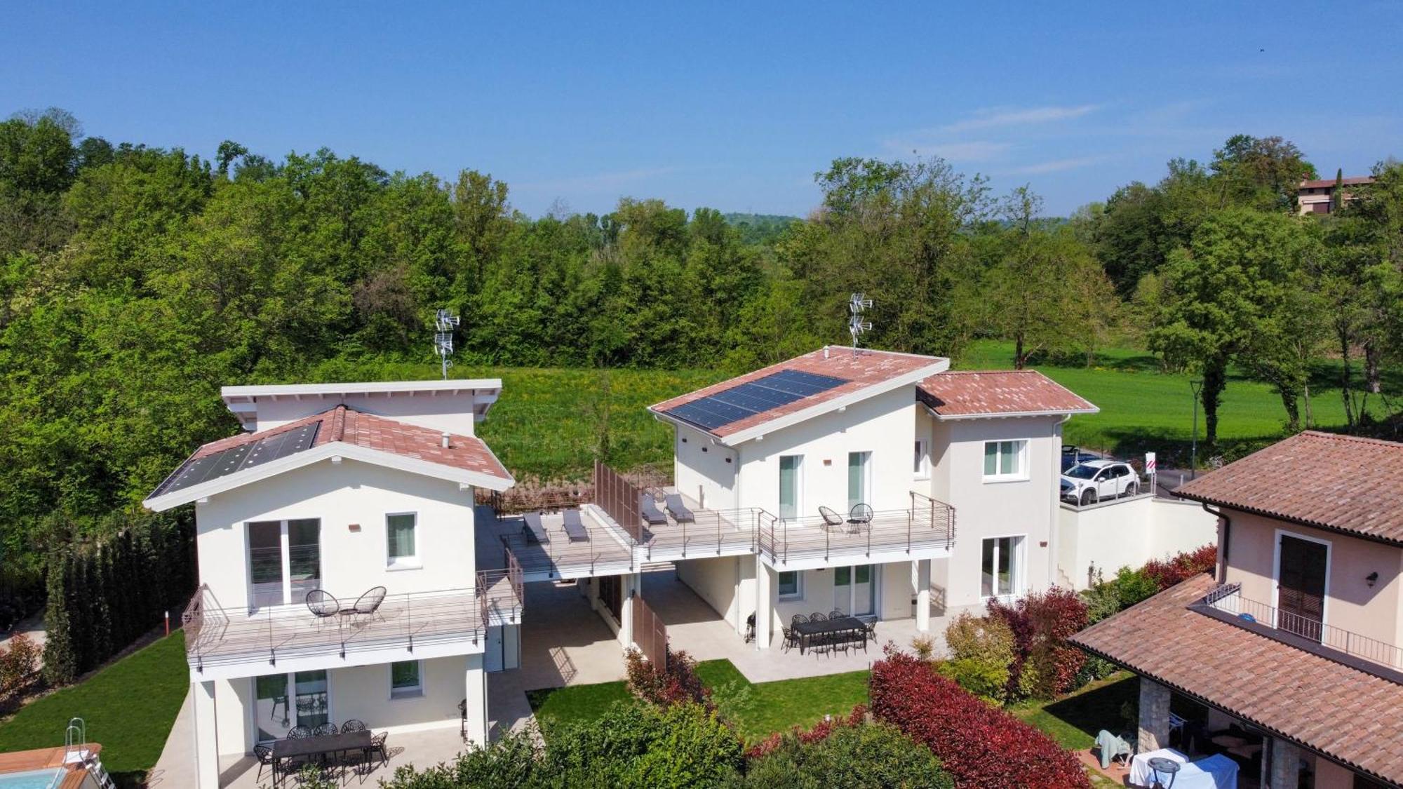 Luxury Villas Gardenia With Private Pool Padenghe sul Garda Εξωτερικό φωτογραφία